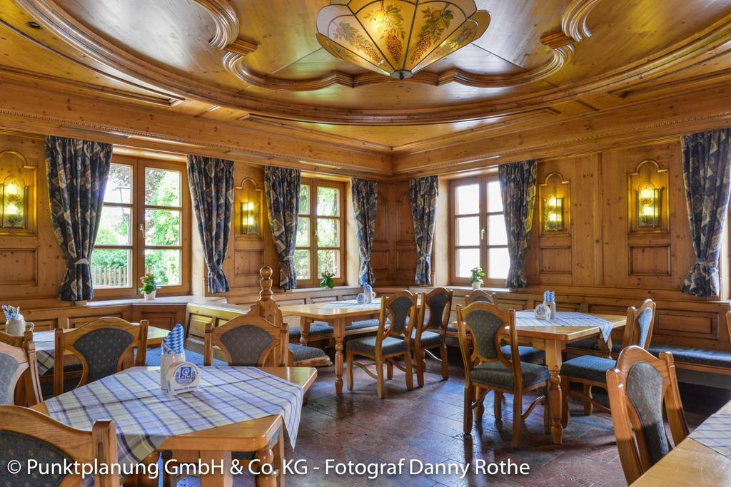 Alter Wirt Hotel Hechendorf am Pilsensee Exterior photo